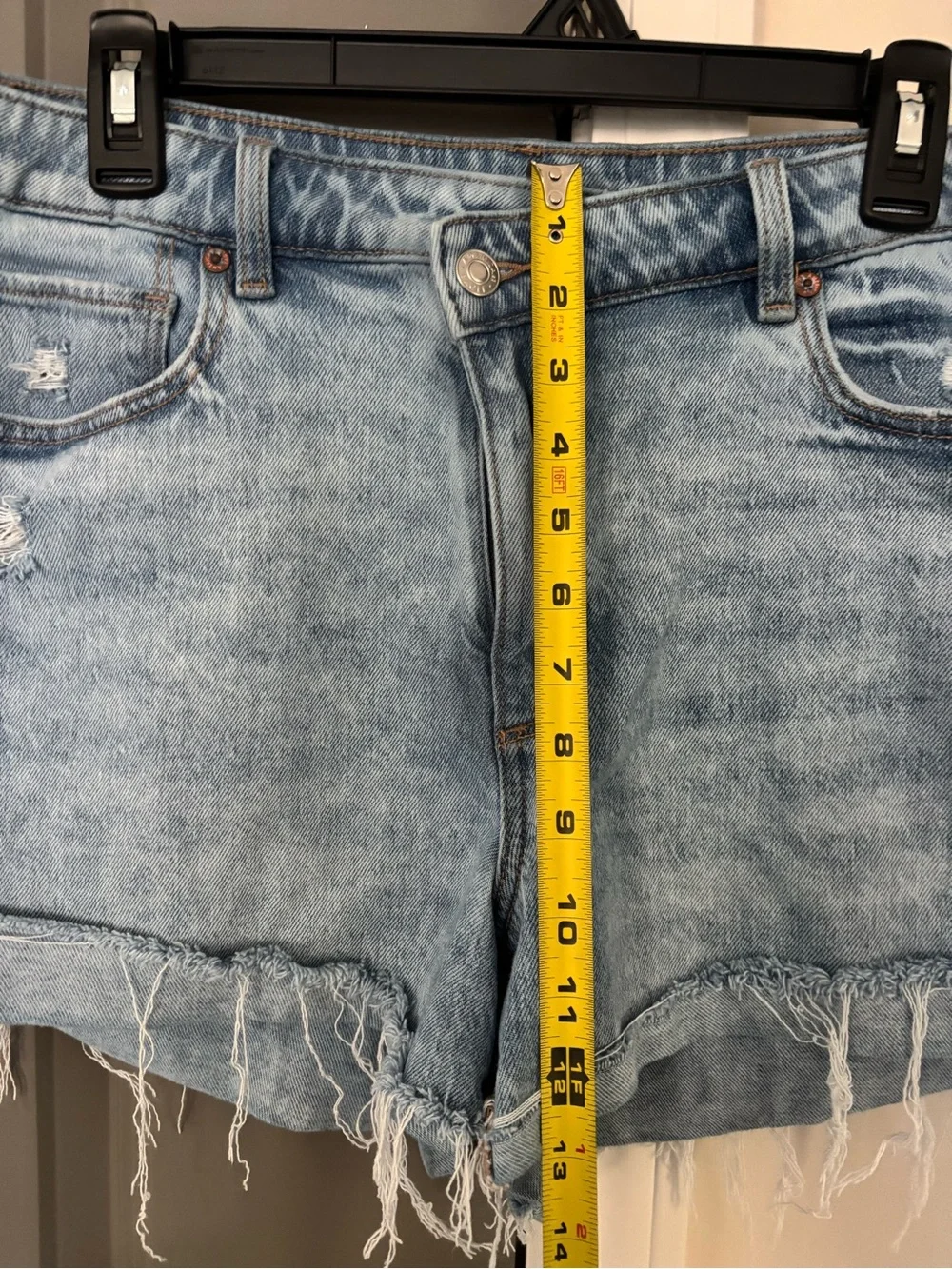AE Crossover Denim Mom Short